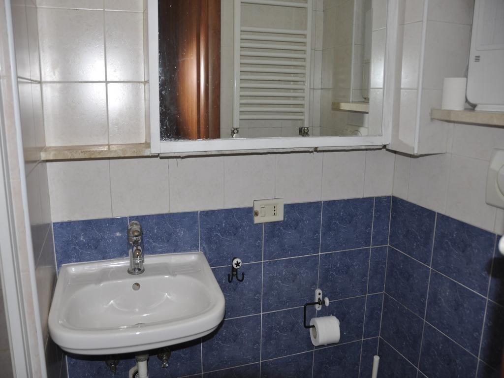 Appartement Cowsin House à Rome Chambre photo